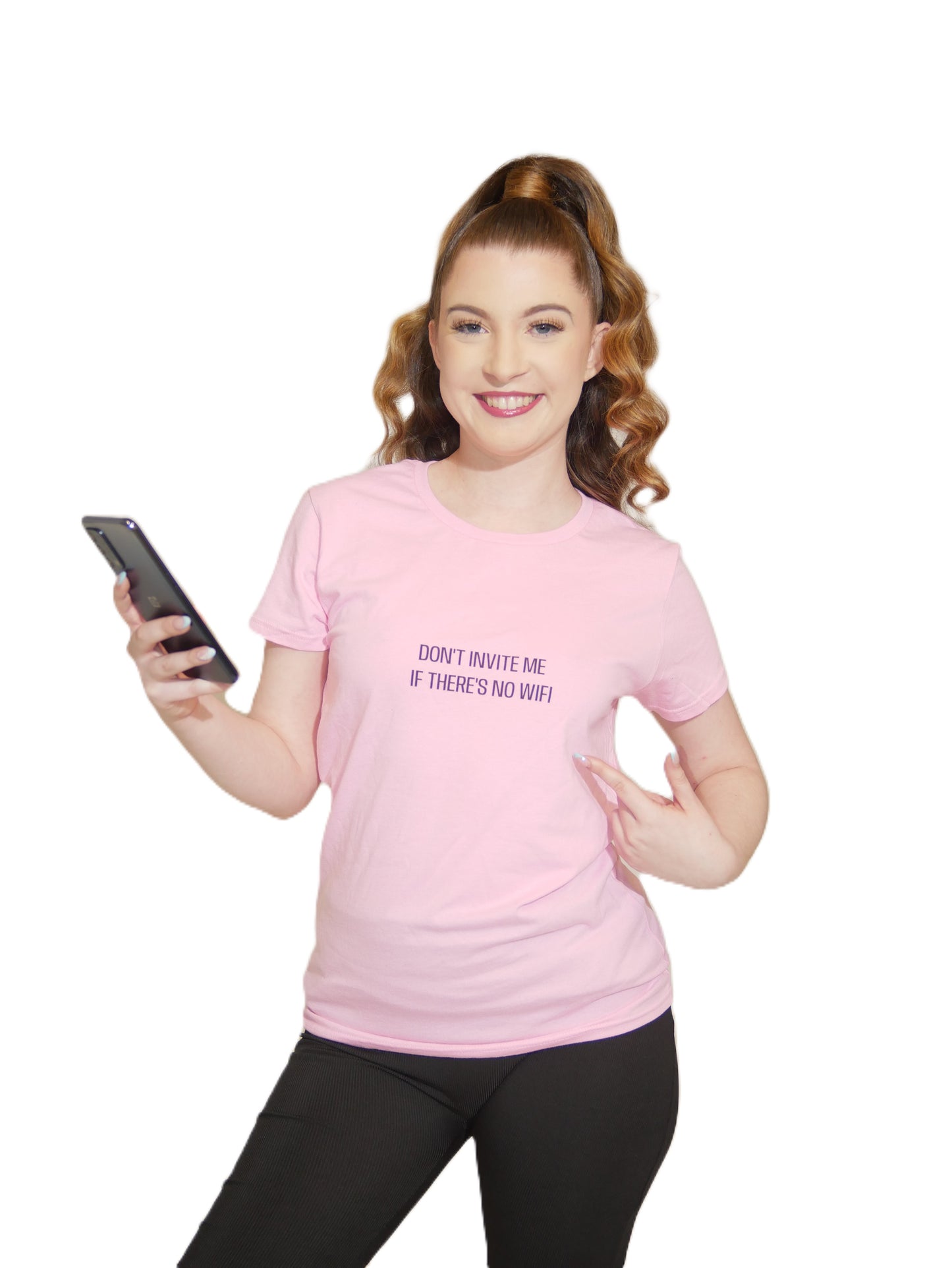 Don't Invite Me If There's No WiFi Women's Short Sleeve Tee