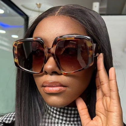 Sun-Kissed Luxe Sunglasses - Respectez Le Code